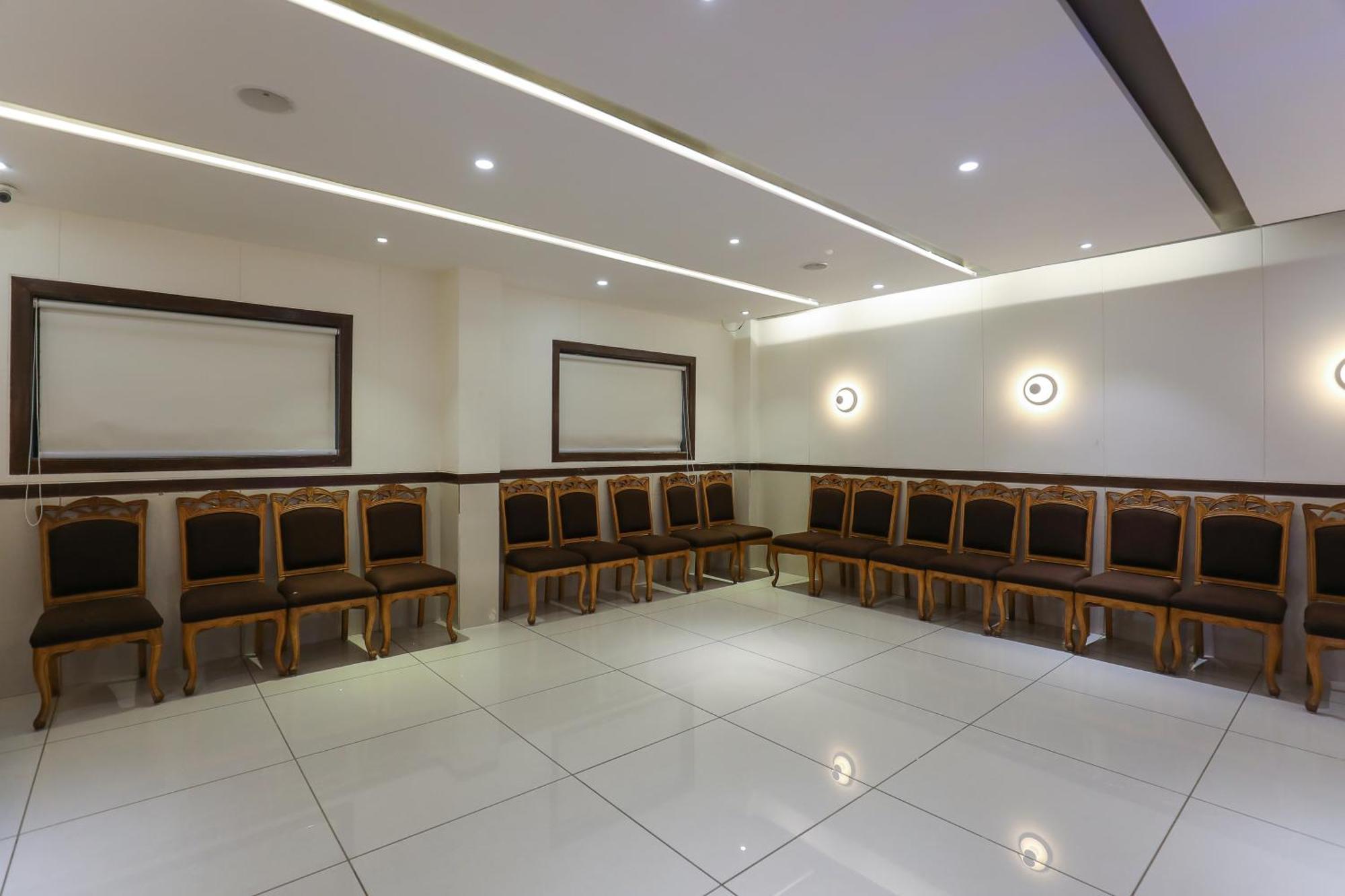 אחמדאבאד Hotel Ashray Inn Express מראה חיצוני תמונה